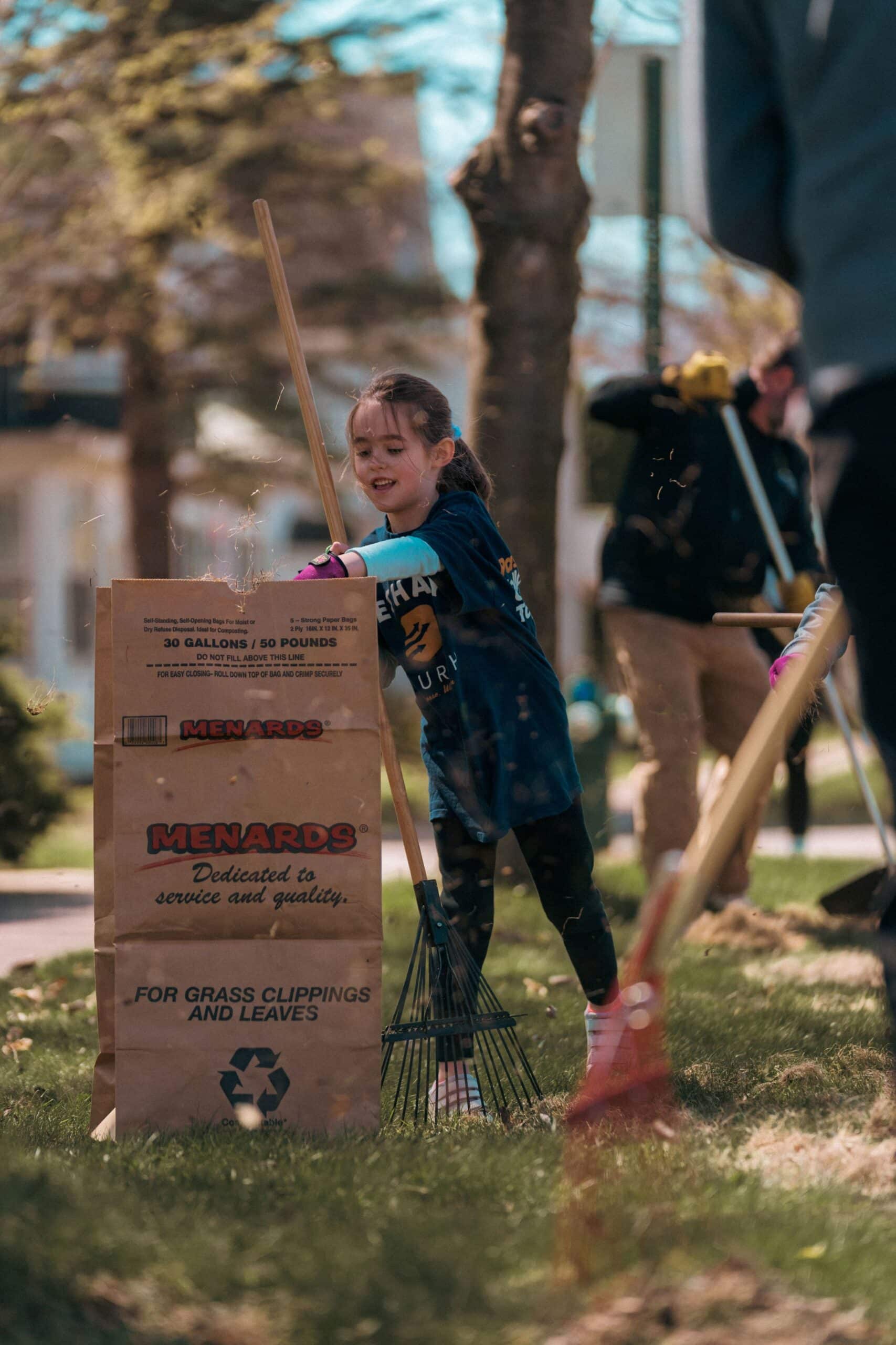 NeighborsDay2-25-032